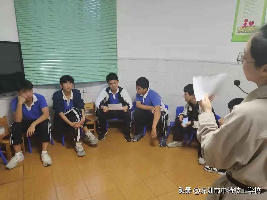 香港最準(zhǔn)100‰一肖中特鳳凰介紹公開釋義、解釋與落實(shí)