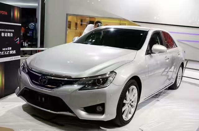 豐田最新系列驕車，卓越之選引領(lǐng)未來(lái)卓越體驗(yàn)