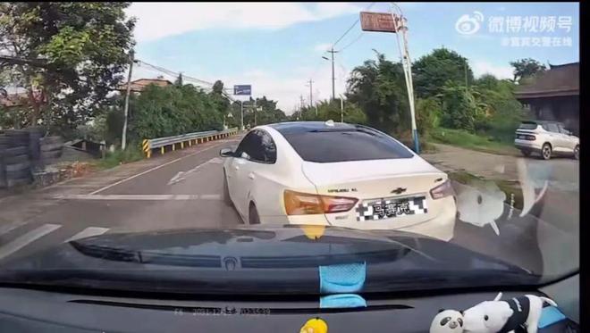 江西泰和南溪最新車禍?zhǔn)录疃冉馕雠c報(bào)道