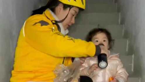 單親媽媽帶孩子送外賣091期37-13-26-23-27-47T：23