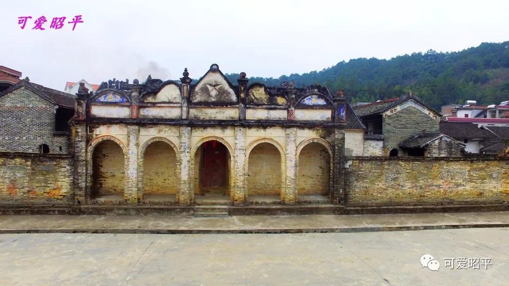 木格鄉(xiāng)交通建設(shè)蓬勃發(fā)展，助力地方經(jīng)濟(jì)騰飛
