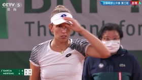 王中王493333WWW馬頭詩107期22-19-40-29-37-28T：28