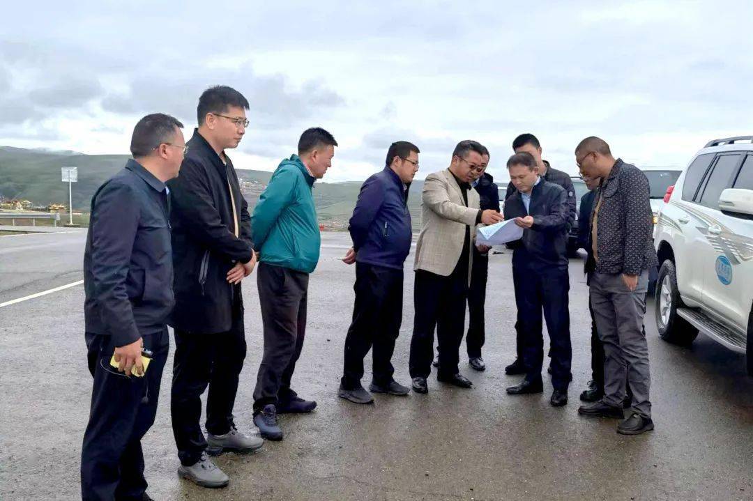 申扎縣交通運輸局領導團隊引領變革，筑夢交通新篇章