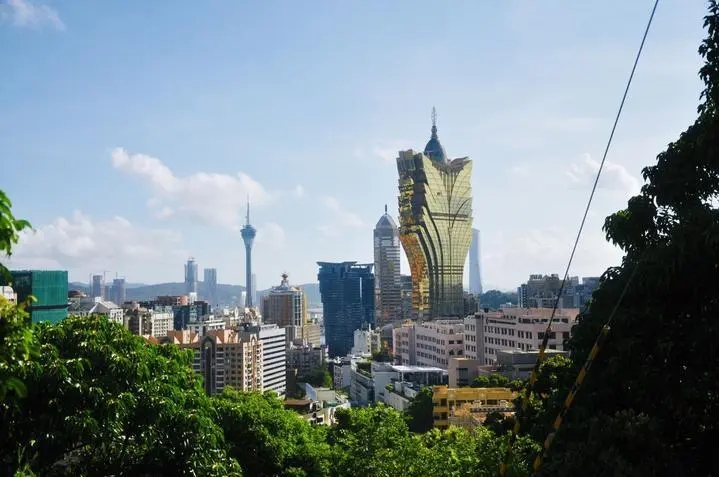 2025年新澳門與香港天天免費精準(zhǔn)大全,全面釋義、解釋與落實-警惕虛假宣傳-全面釋義、解釋與落實