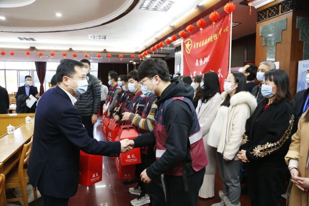 奉賢區(qū)應(yīng)急管理局最新領(lǐng)導(dǎo)團(tuán)隊(duì)組成及職責(zé)概述