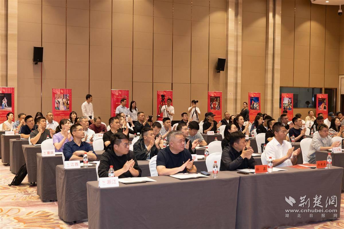 東西湖區(qū)文化局新任領(lǐng)導(dǎo)團隊及文化戰(zhàn)略展望