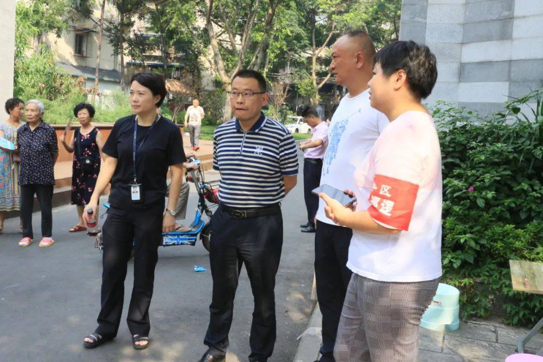 敬業(yè)街道新任領(lǐng)導(dǎo)團(tuán)隊(duì)引領(lǐng)未來，共筑美好社區(qū)新篇章